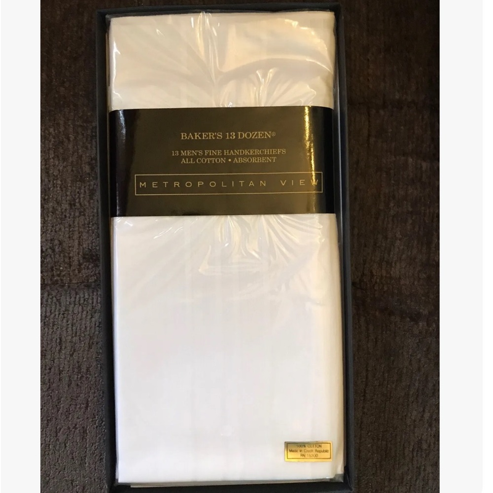 VINTAGE METROPOLITAN VIEW BAKERS DOZEN 13 COTTON HANDKERCHIEFS NEW -WHITE